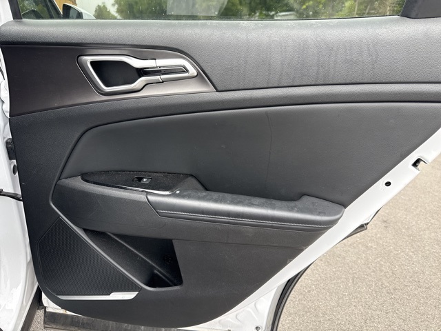 2023 Kia Sportage EX photo 11