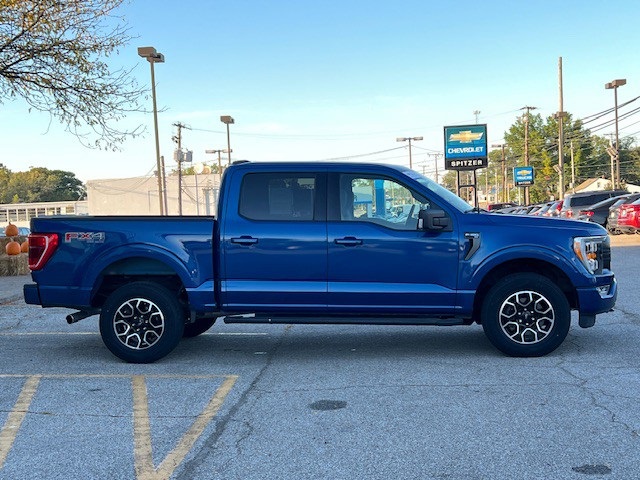 2022 Ford F-150 XLT photo 3