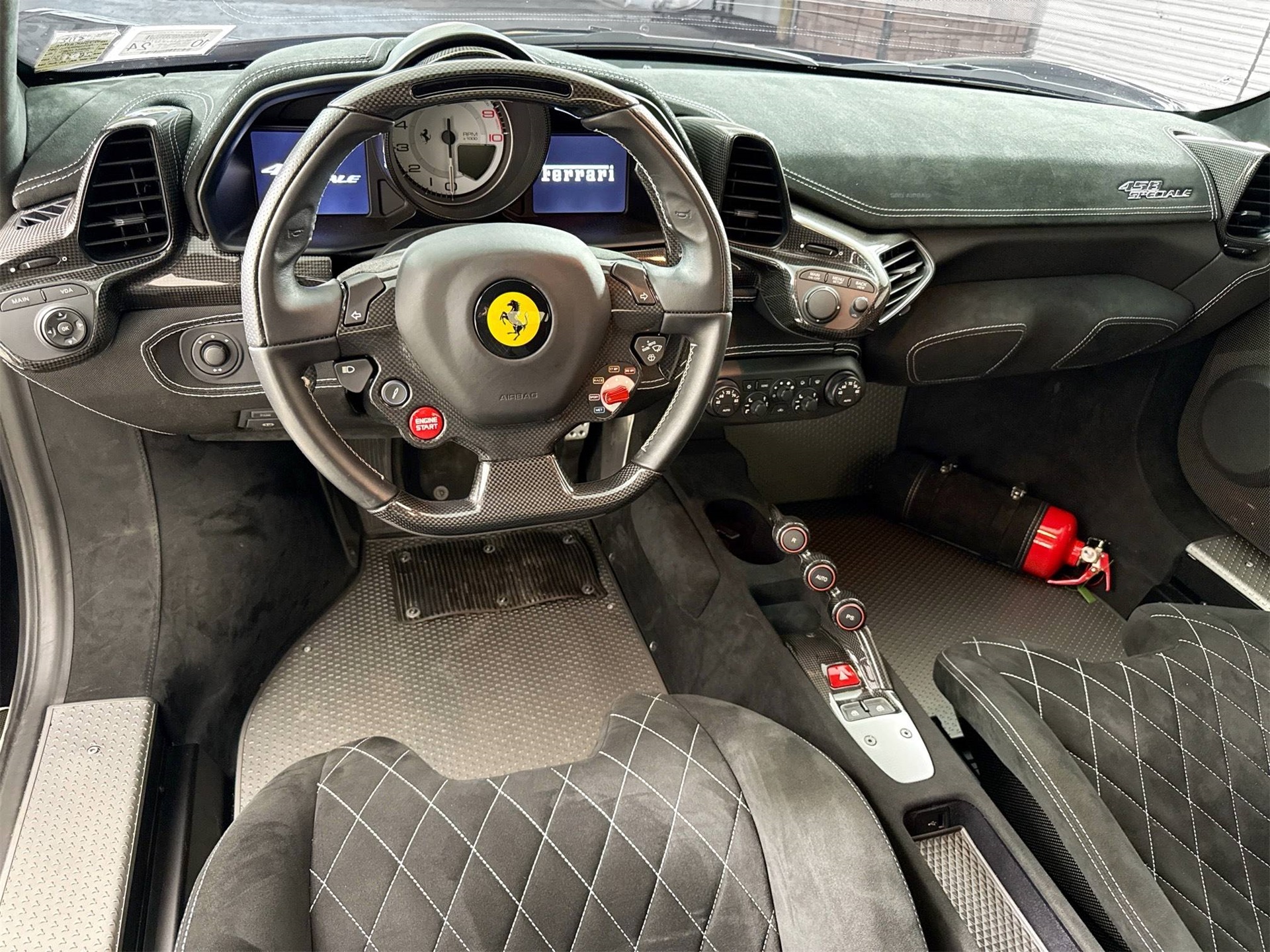 2015 Ferrari 458 Italia Speciale photo 16