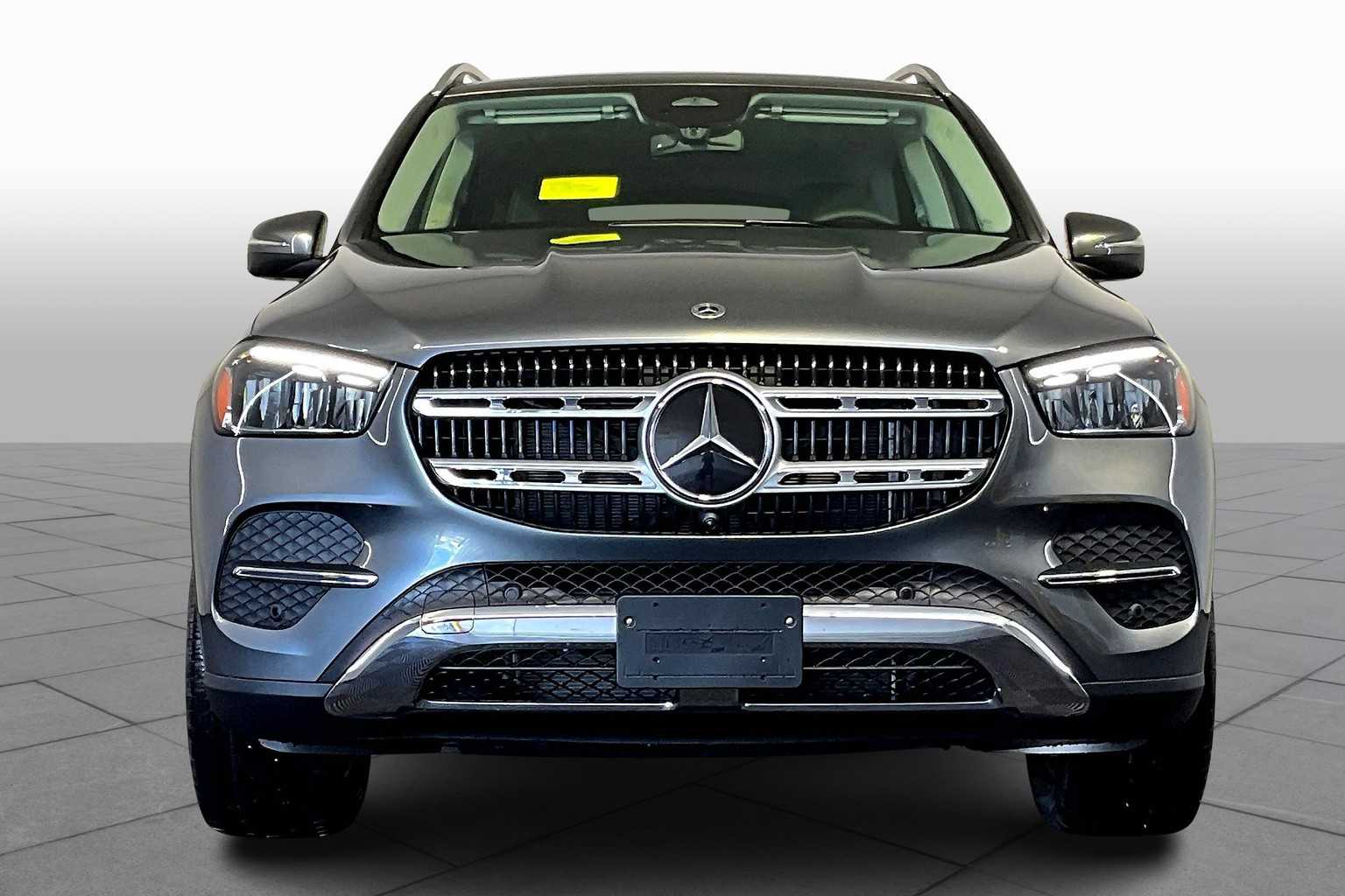 2026 Mercedes Benz GLE 350 4MATIC photo 2