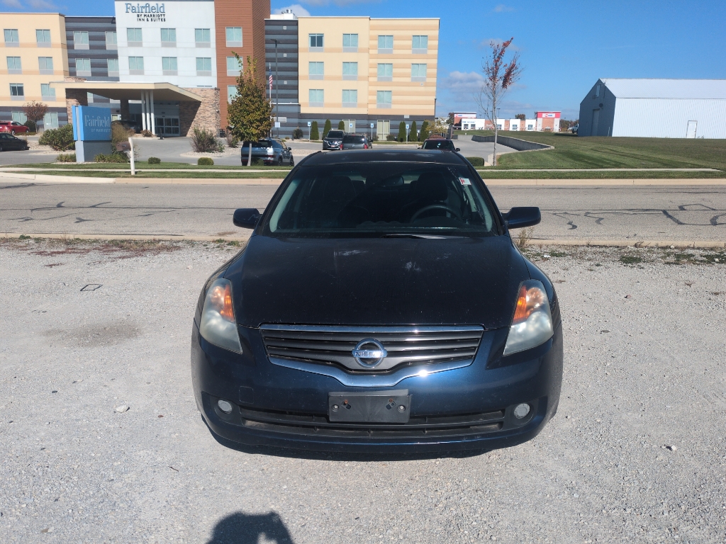 2009 Nissan Altima 2.5 SL photo 2