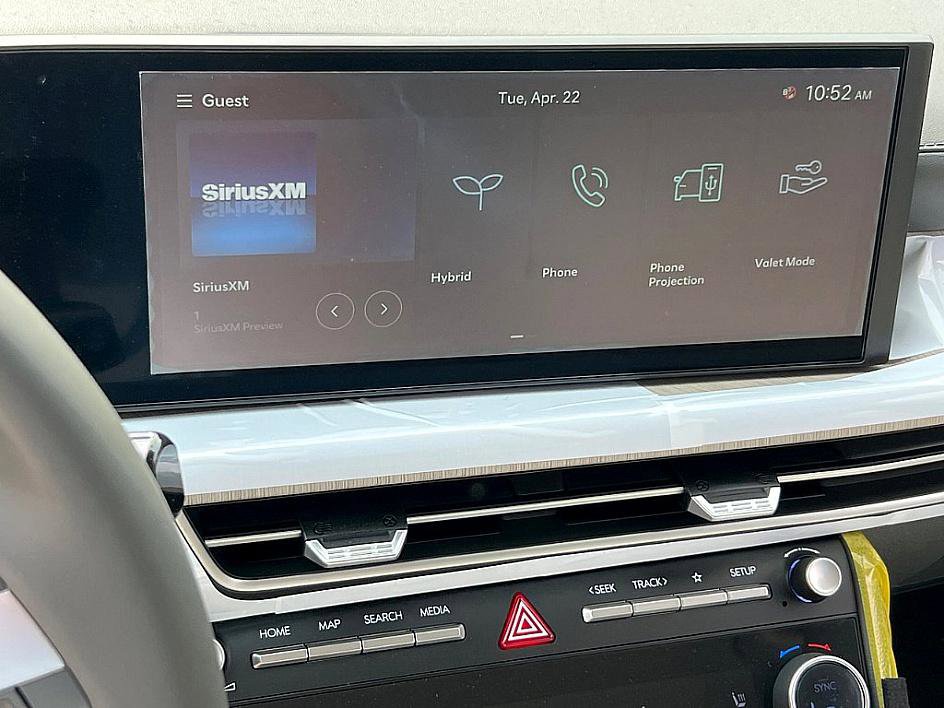 2025 Hyundai Sonata Hybrid SEL photo 9