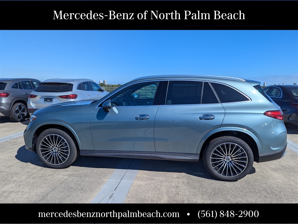 2026 Mercedes Benz GLC 300 photo 2