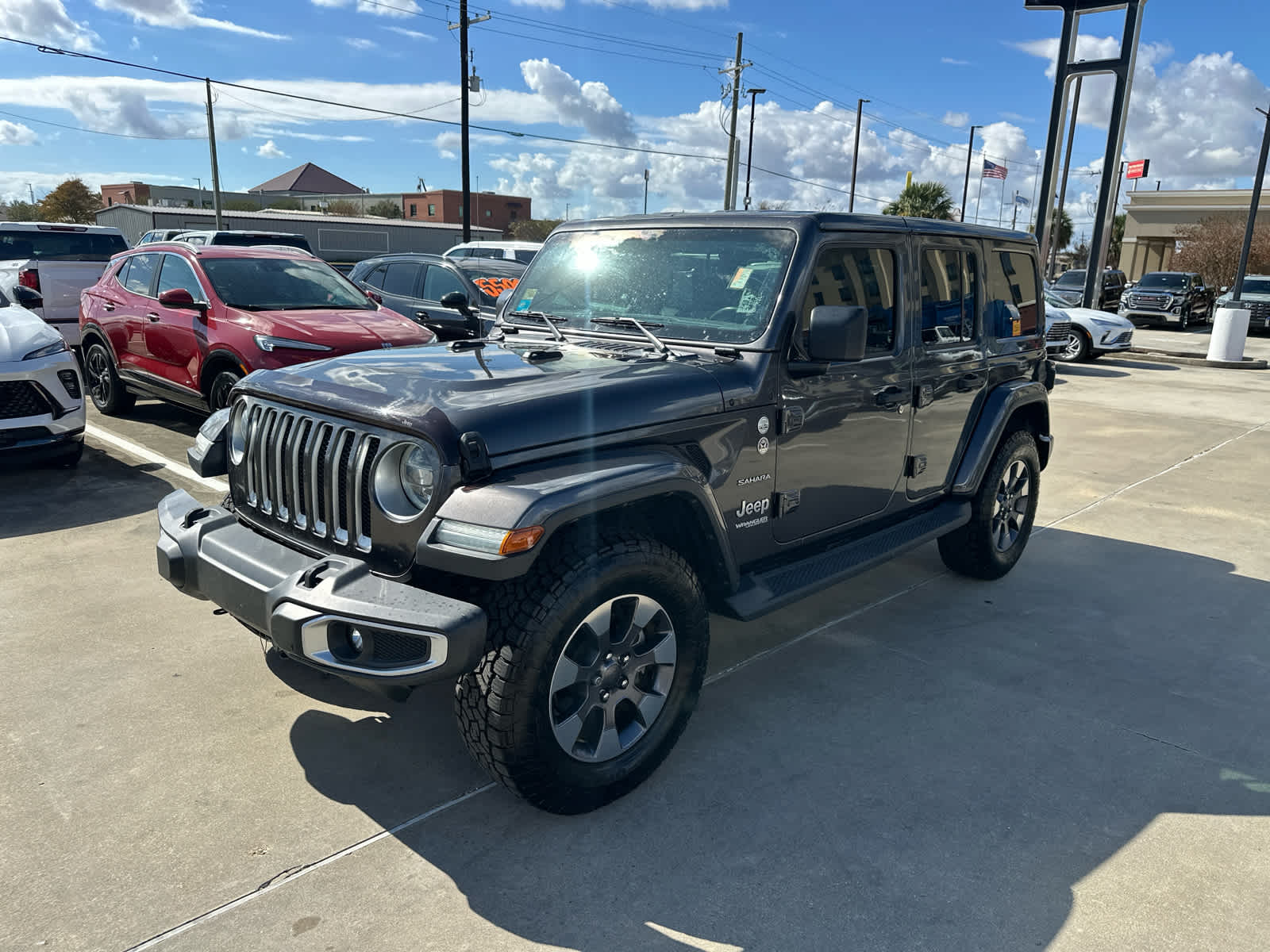 2019 Jeep Wrangler Unlimited Sahara photo 4