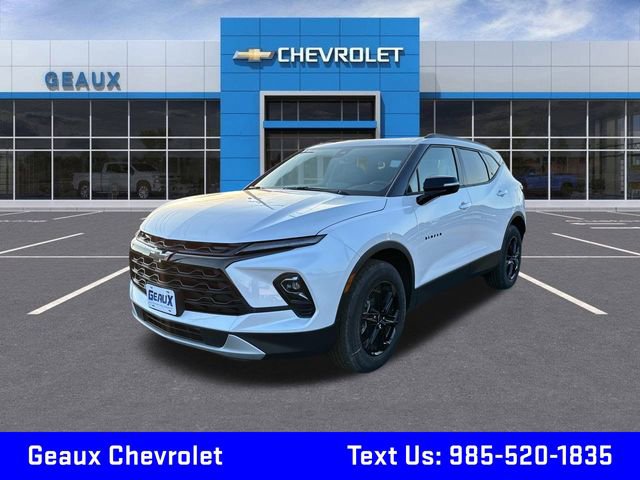 New 2025 Iridescent Pearl Tricoat Chevrolet 3LT image 1