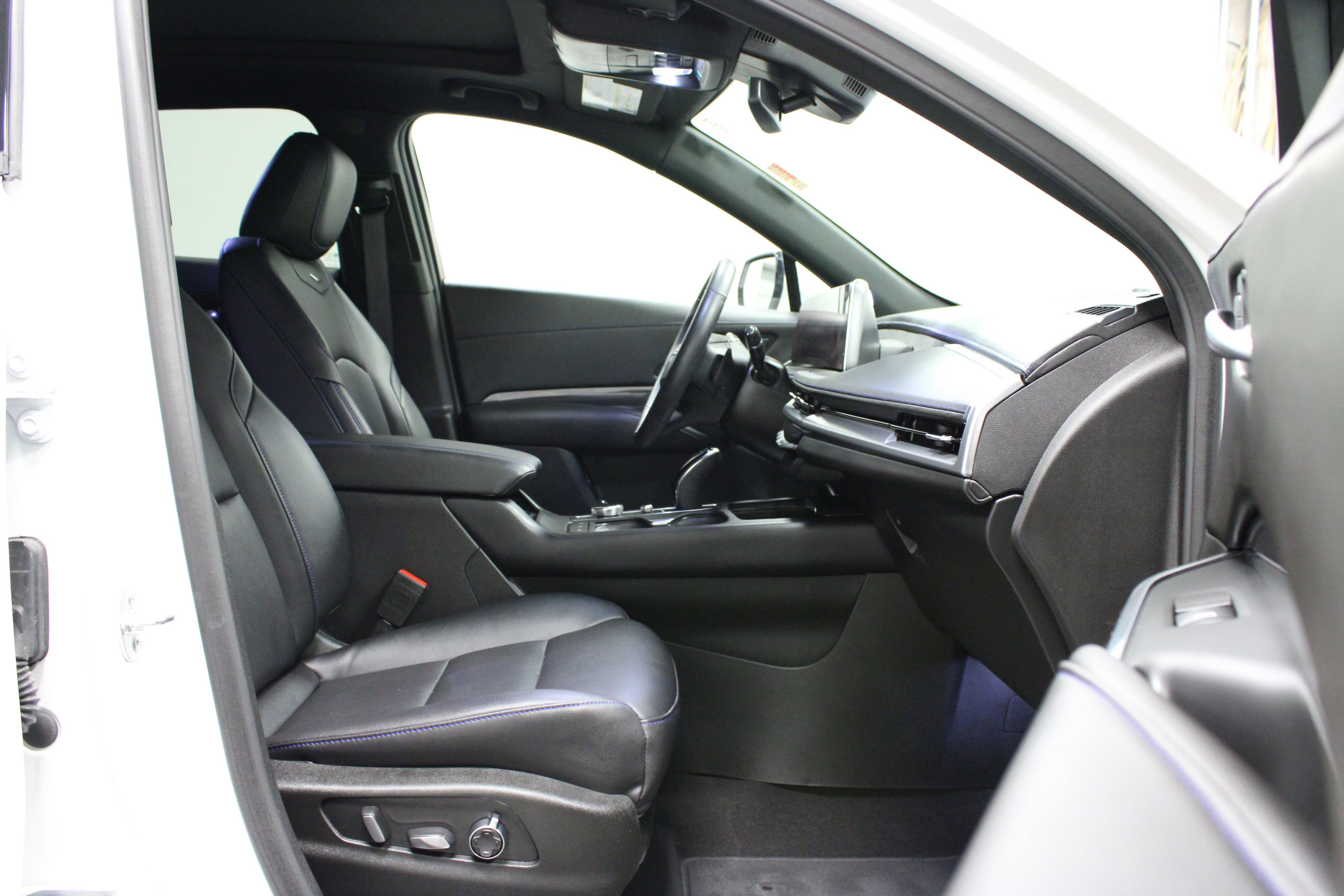 2024 Cadillac XT4 Sport photo 15