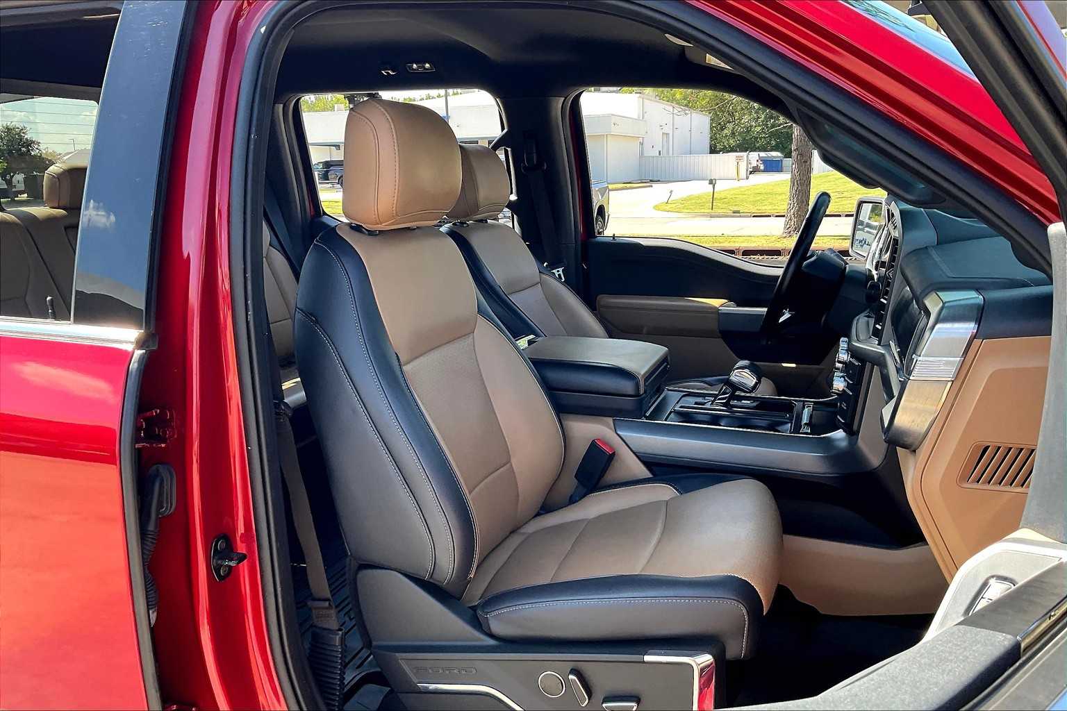 2021 Ford F-150 Lariat photo 8
