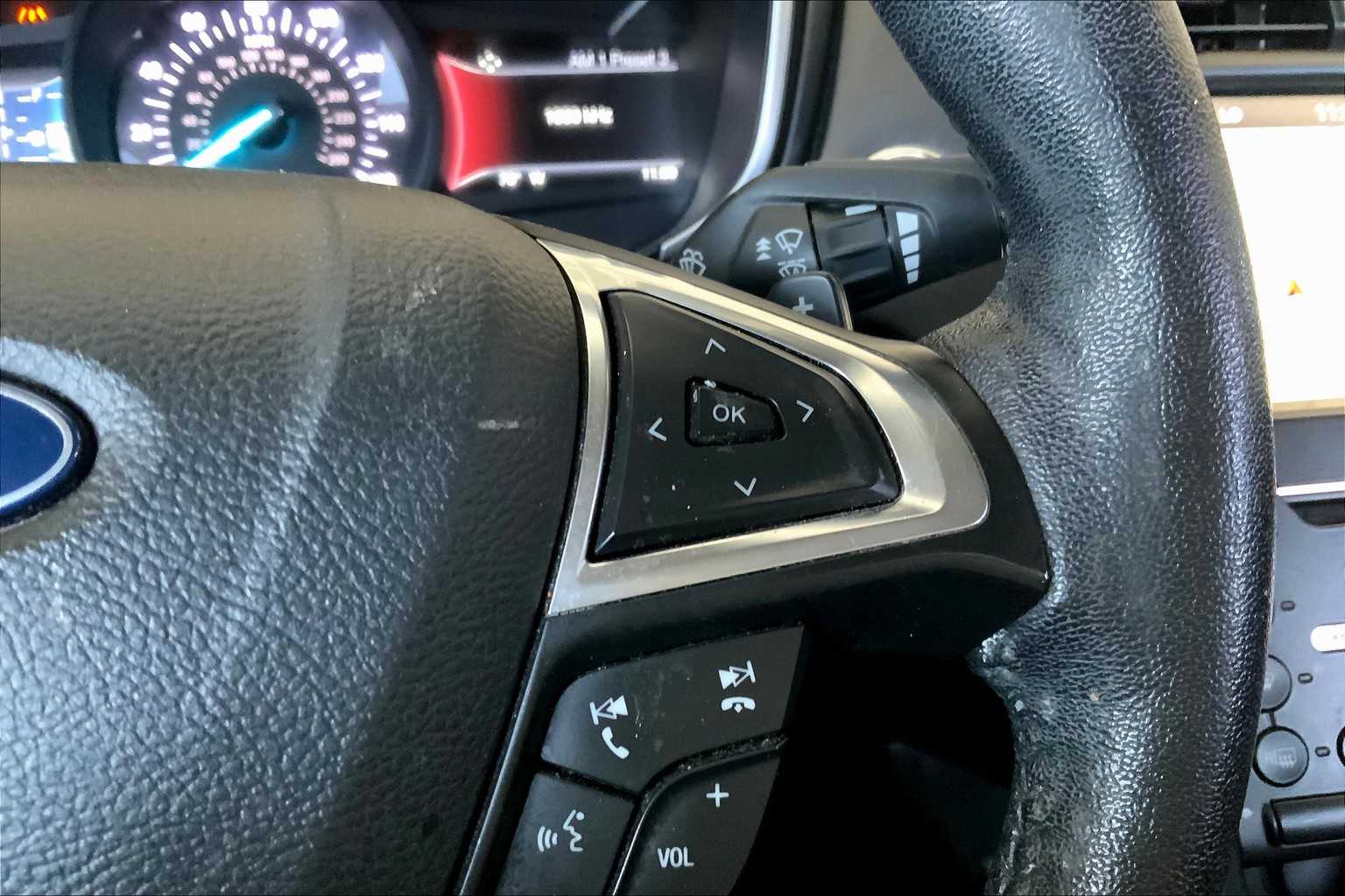2019 Ford Fusion Titanium photo 23