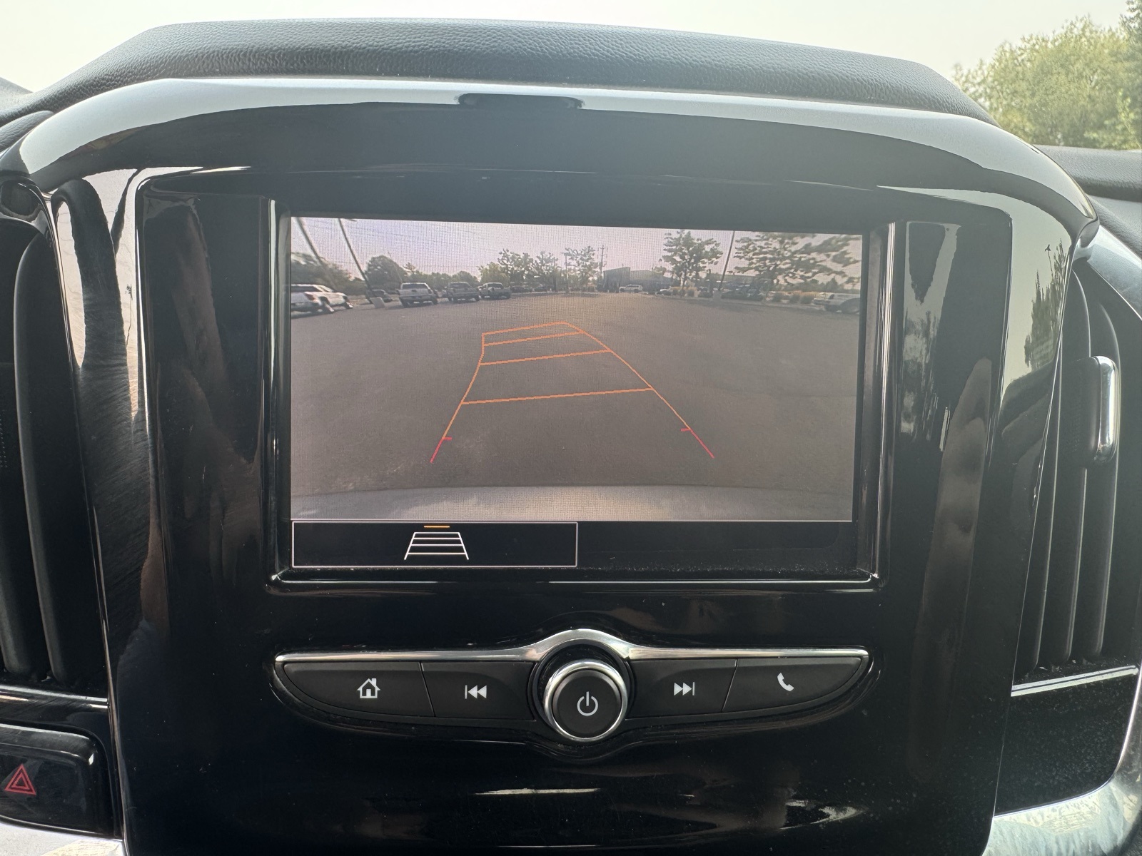 2021 Chevrolet Traverse LS photo 18