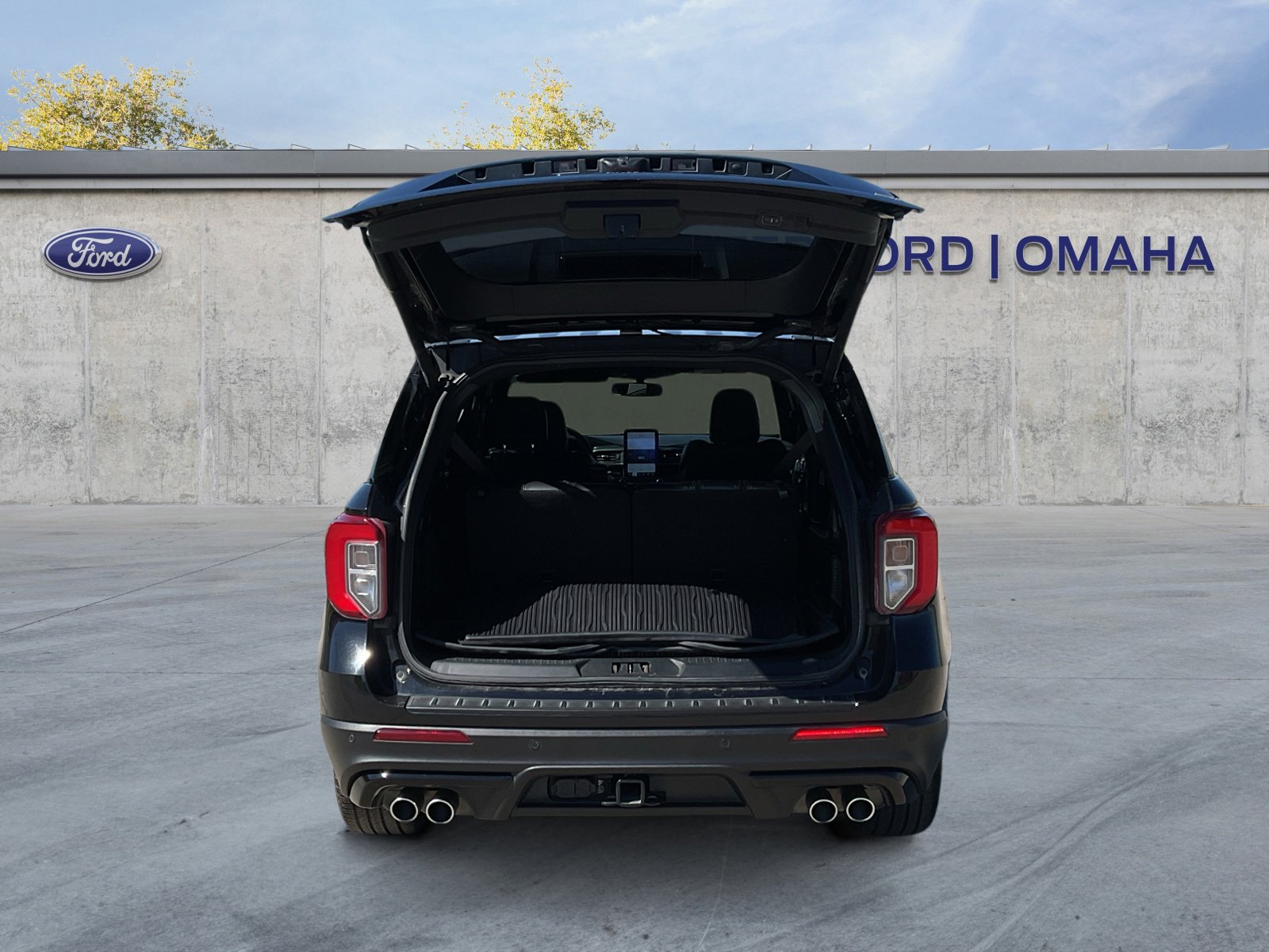 2020 Ford Explorer ST photo 18