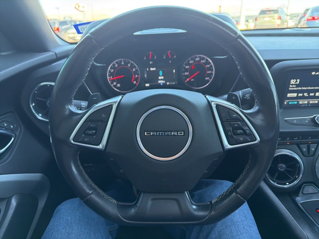 2018 Chevrolet Camaro 1LT photo 20