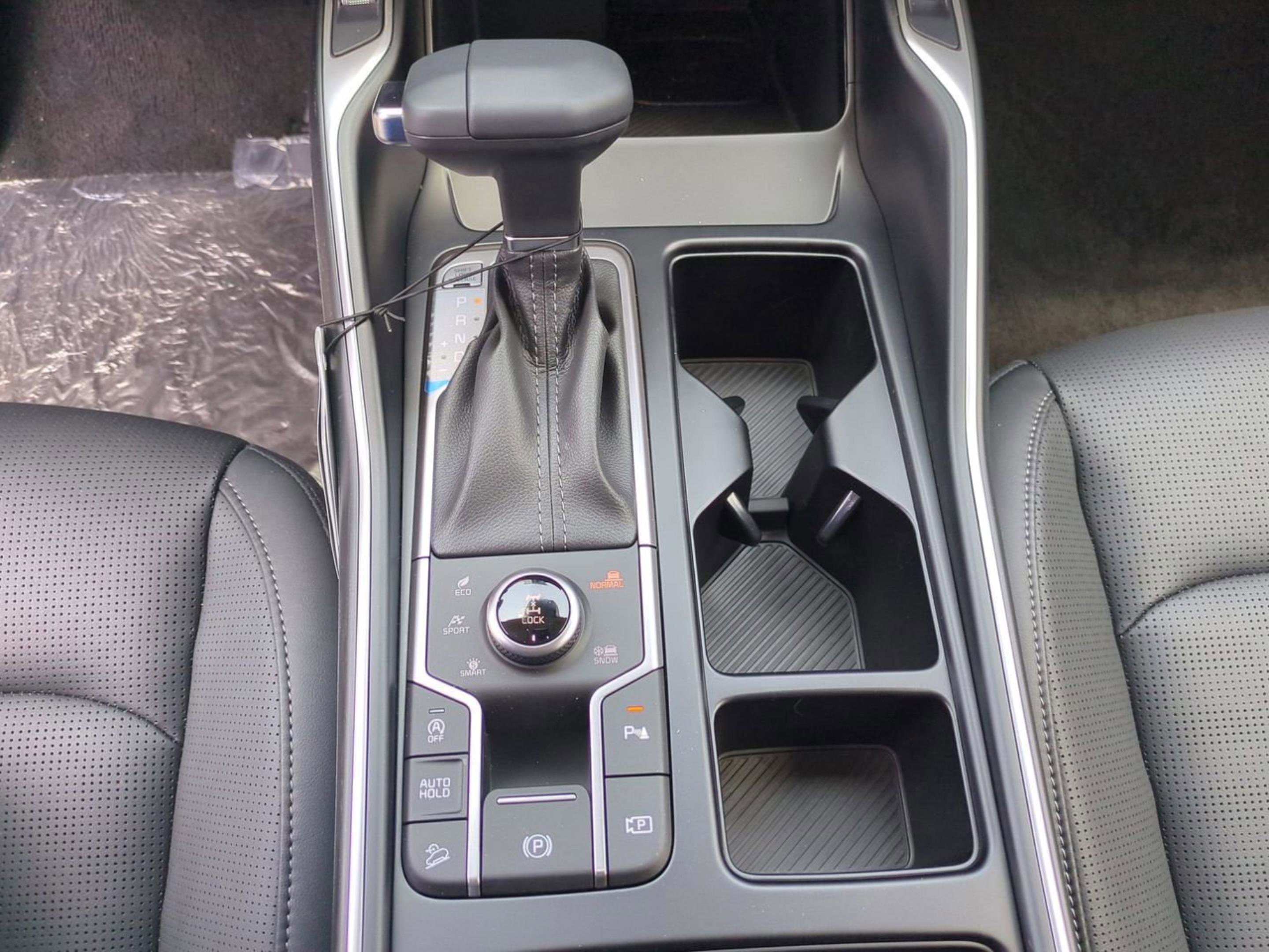 2025 Kia Sorento EX photo 25