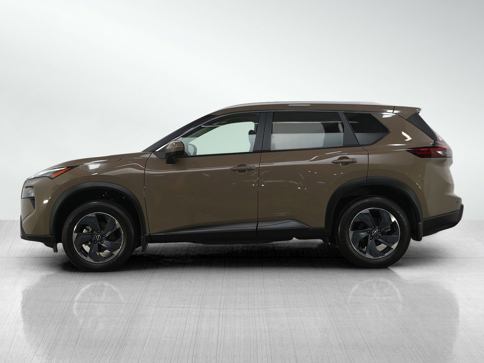 Used 2024 Nissan Rogue SV with VIN JN8BT3BB3RW285792 for sale in Minneapolis, Minnesota