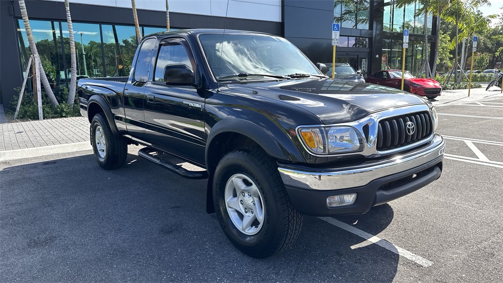 2002 Toyota Tacoma Base V6 photo 16