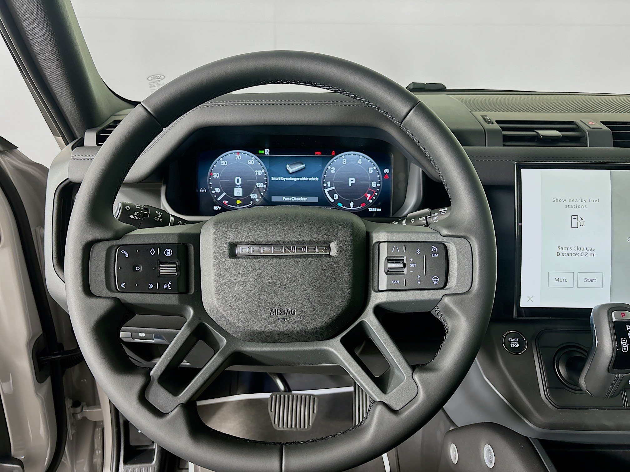 2026 Land Rover Defender 110 S photo 12