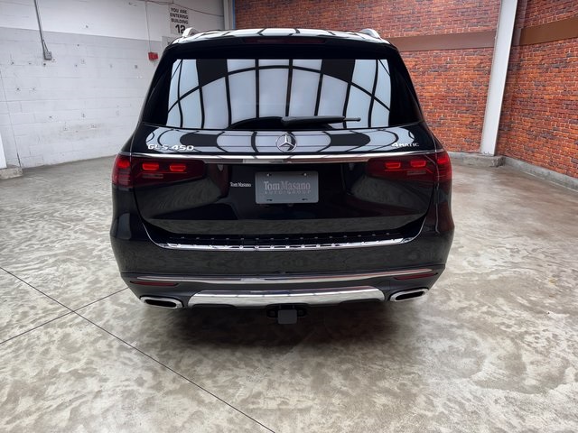 2025 Mercedes Benz GLS 450 4MATIC photo 3