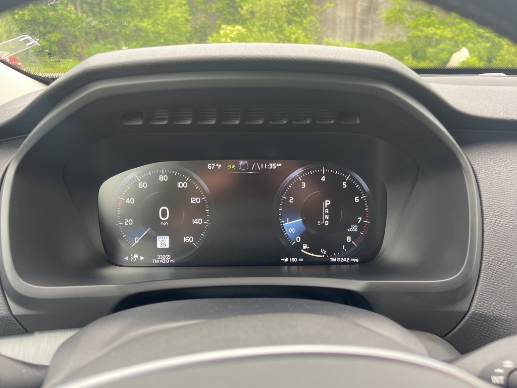 2022 Volvo XC90 T5 Momentum photo 16