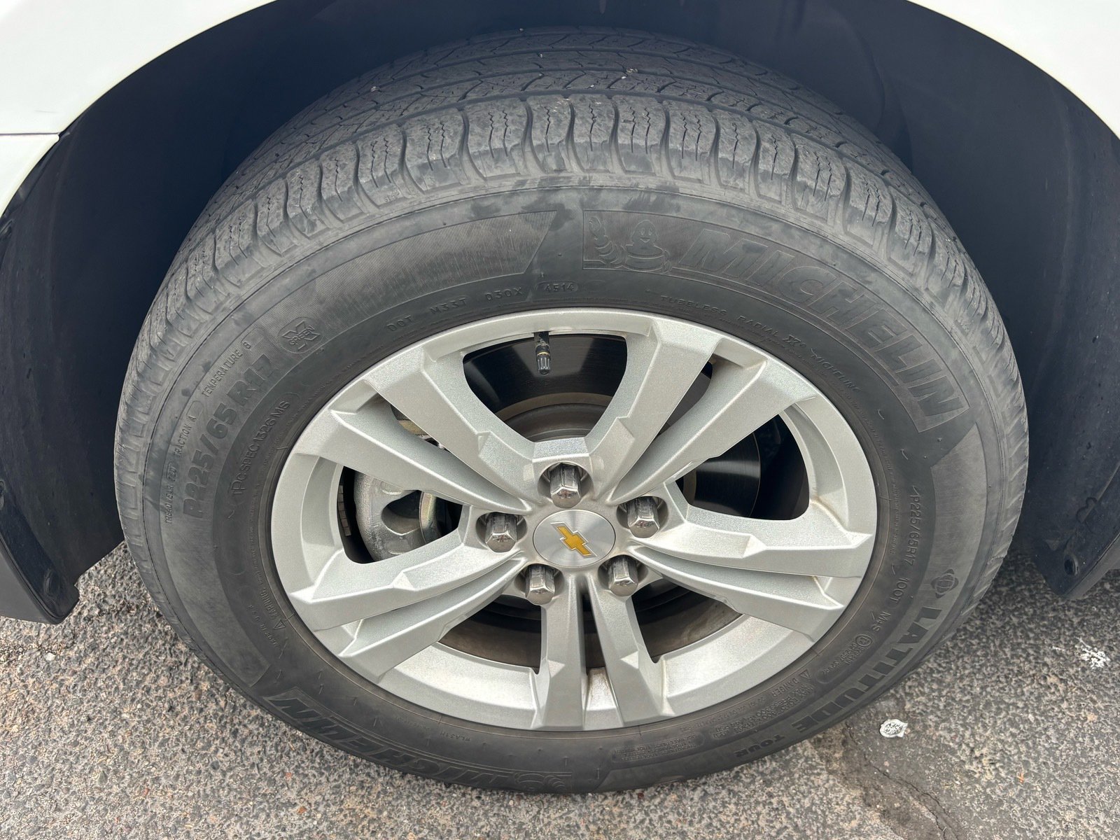 2015 Chevrolet Equinox LS photo 5