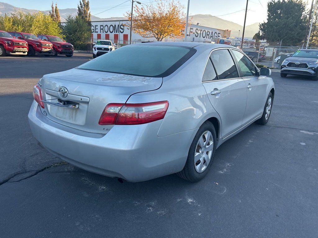 2008 Toyota Camry LE photo 4