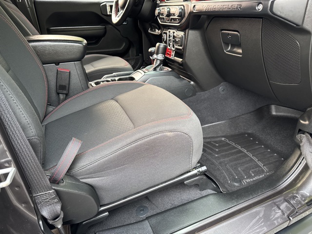 2022 Jeep Wrangler Unlimited Rubicon photo 16