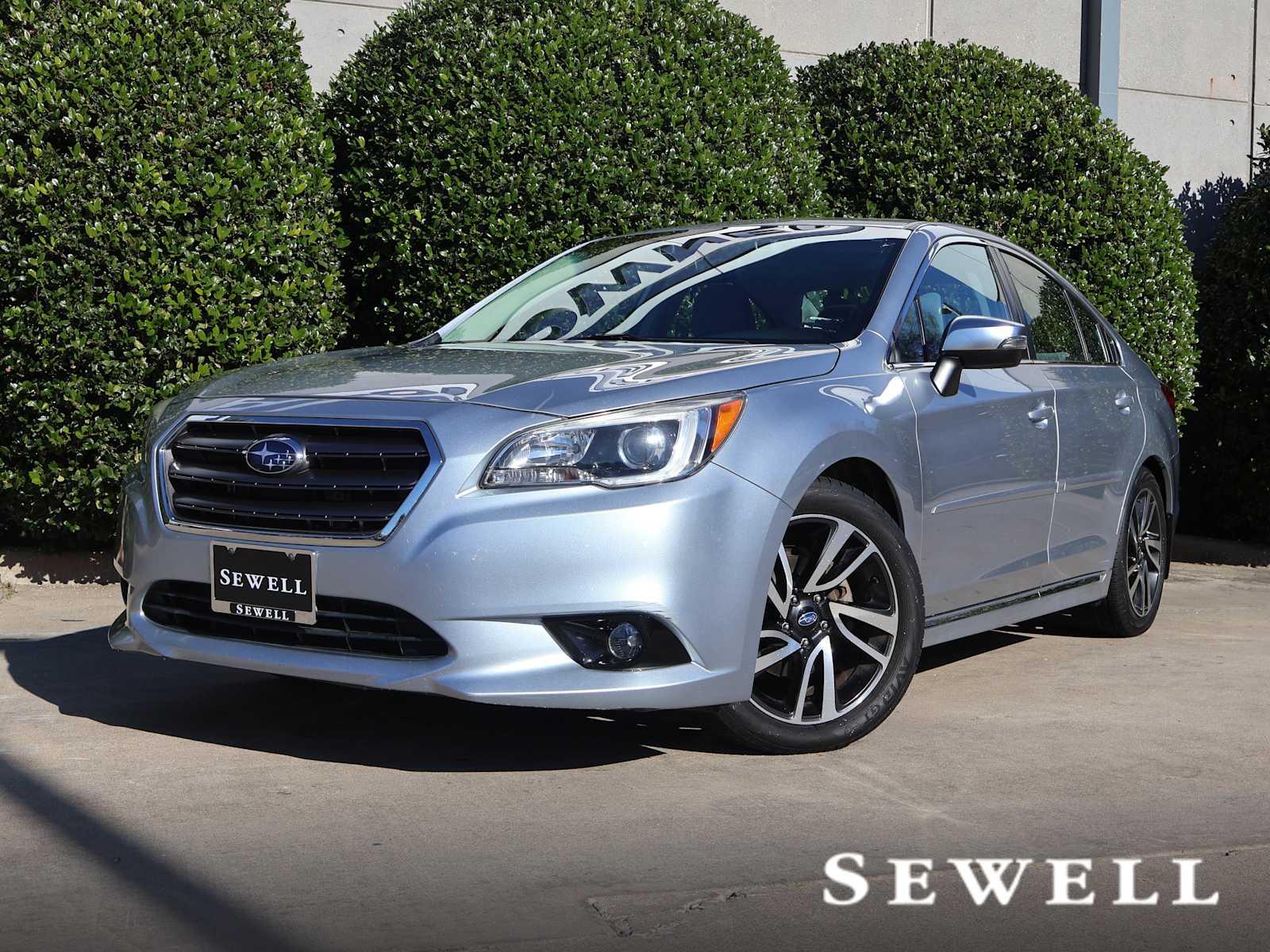 2017 Subaru Legacy Sport's photo