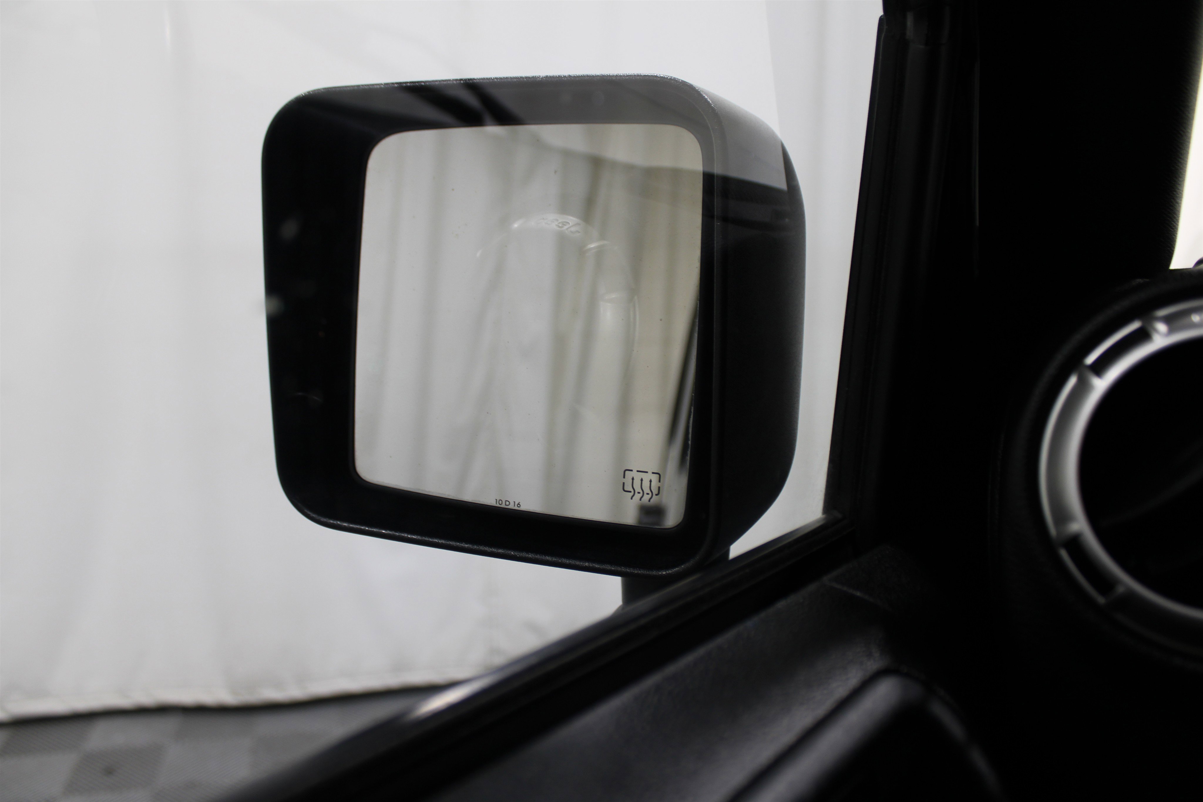 2016 Jeep Wrangler Unlimited Rubicon photo 4