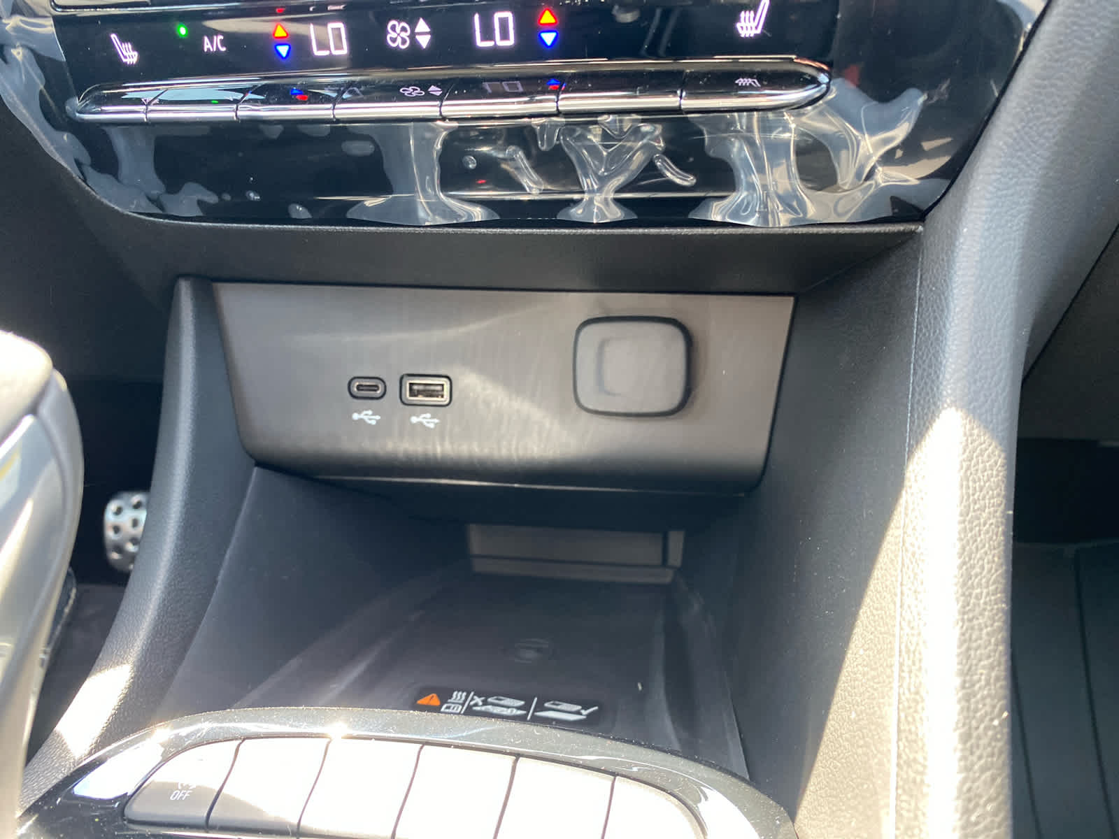 2026 Buick Encore GX Avenir photo 23