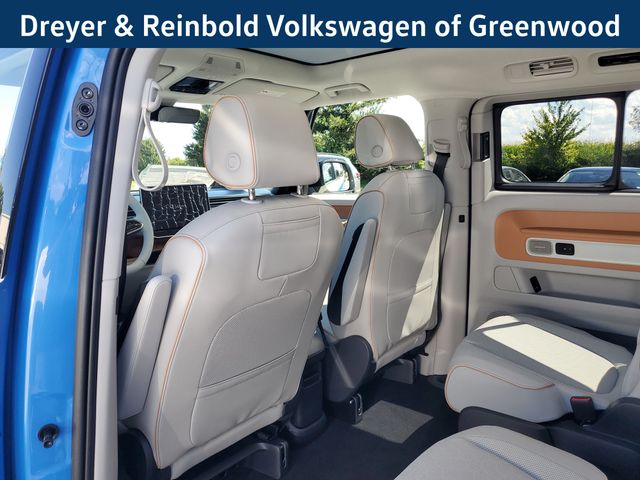 2025 Volkswagen ID. Buzz photo 10