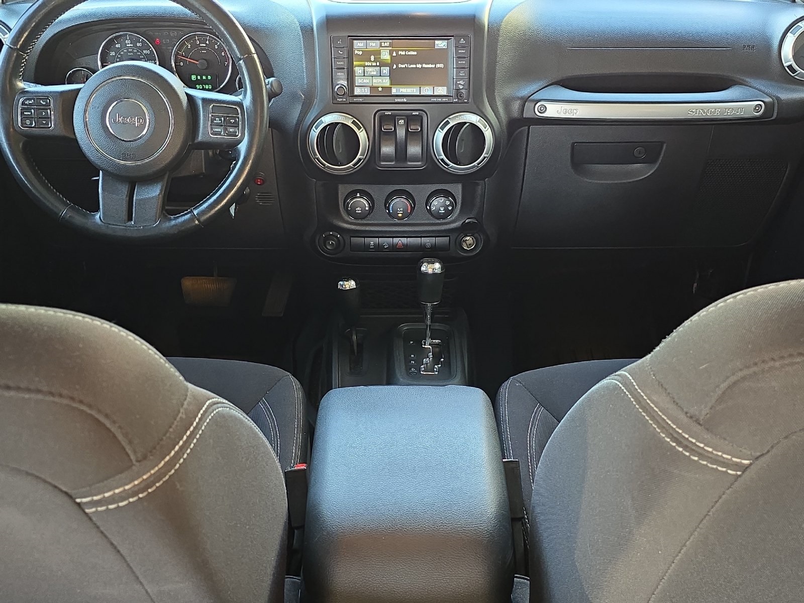 2014 Jeep Wrangler Sahara photo 11