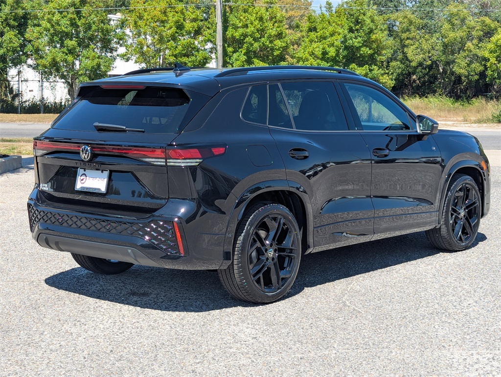2025 Volkswagen Tiguan SE R-Line Black photo 3