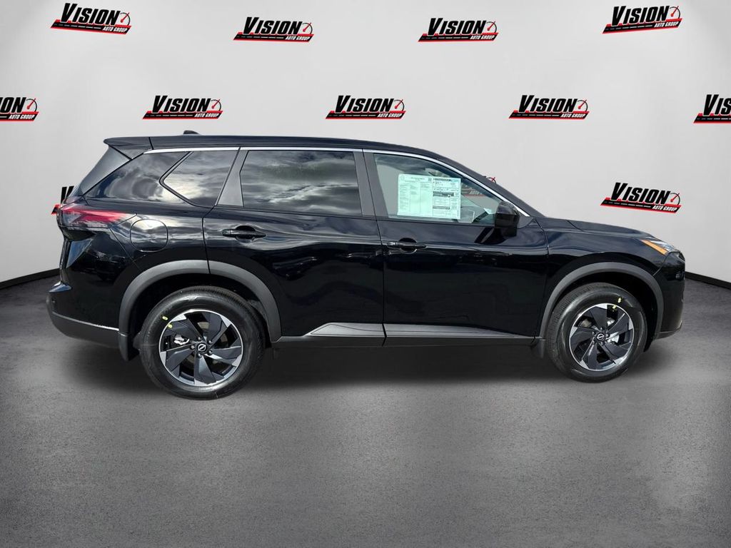 2026 Nissan Rogue SV photo 4