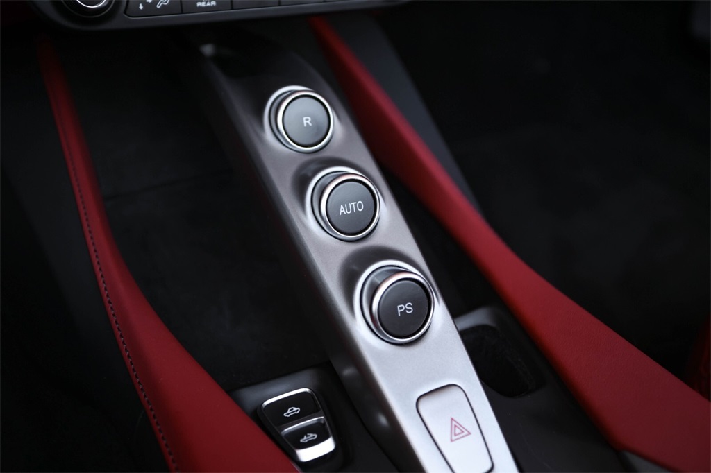 2022 Ferrari Portofino Base photo 29