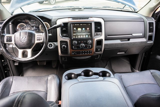 2017 Ram 3500 Laramie photo 28