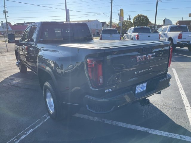 2023 Gmc Sierra 3500 HD Denali photo 4