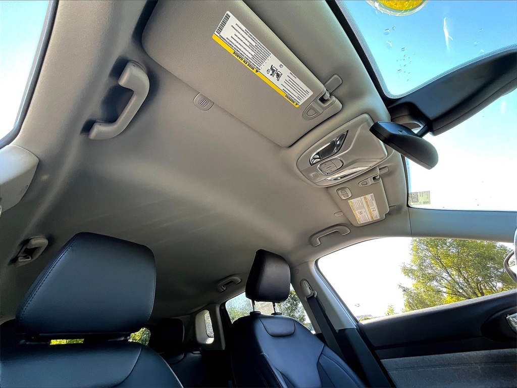2022 Jeep Compass Latitude photo 7