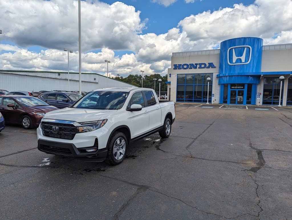2025 Honda Ridgeline RTL photo 6