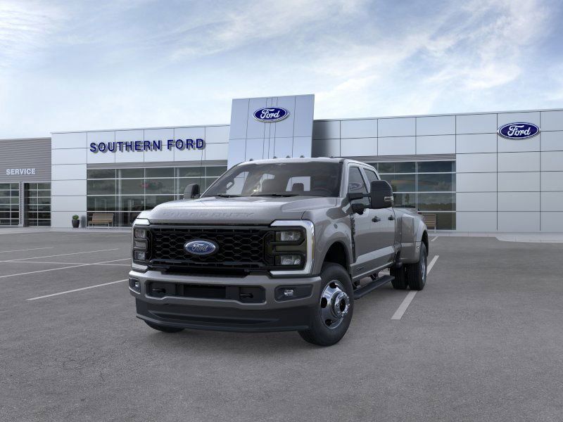 2026 Ford F-350 photo 2