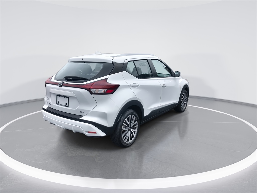 2024 Nissan Kicks SV photo 8