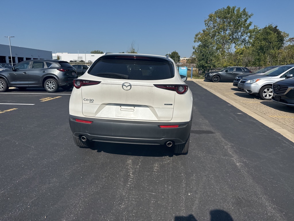 2022 Mazda CX-30 2.5 Select photo 4