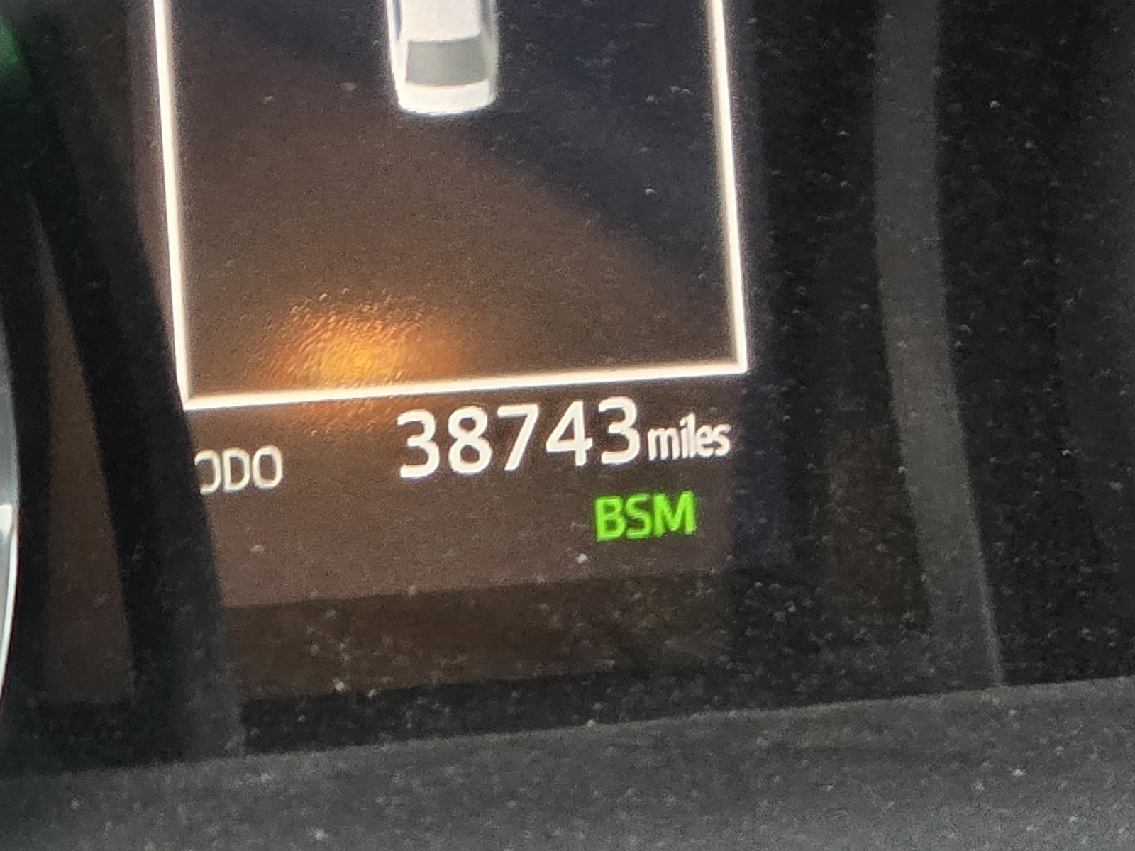 2019 Toyota Camry SE photo 19