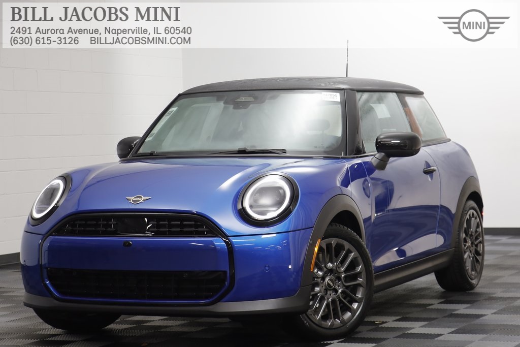 2026 MINI Hardtop 2 Door's photo