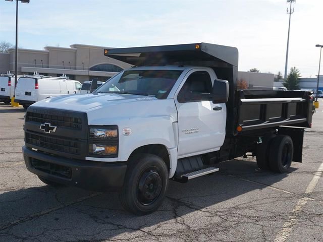2024 Chevrolet Silverado 4500 Medium Duty Chassis Cab Work Truck's photo