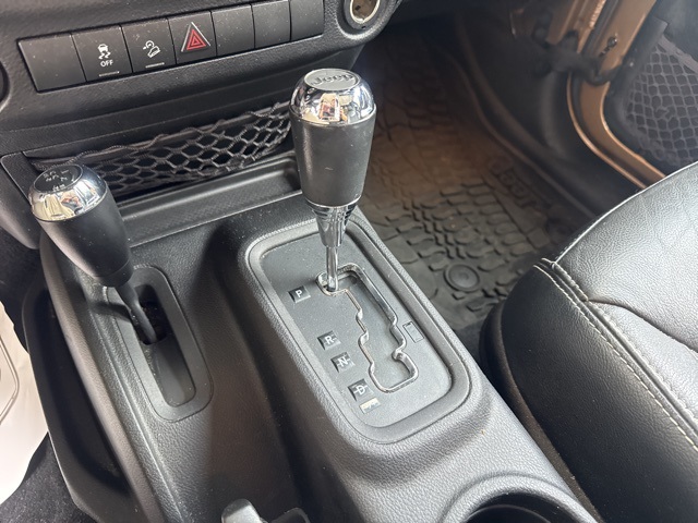 2015 Jeep Wrangler Freedom photo 17