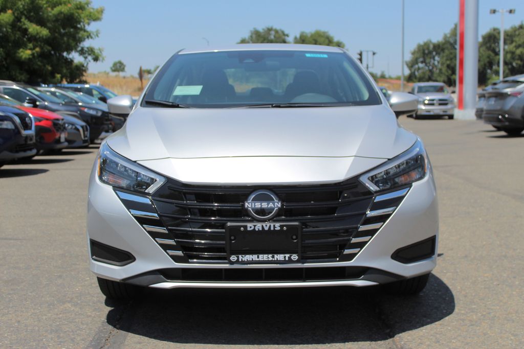 2025 Nissan Versa SV photo 3