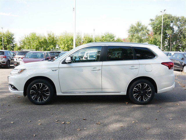 2018 Mitsubishi Outlander PHEV GT photo 4