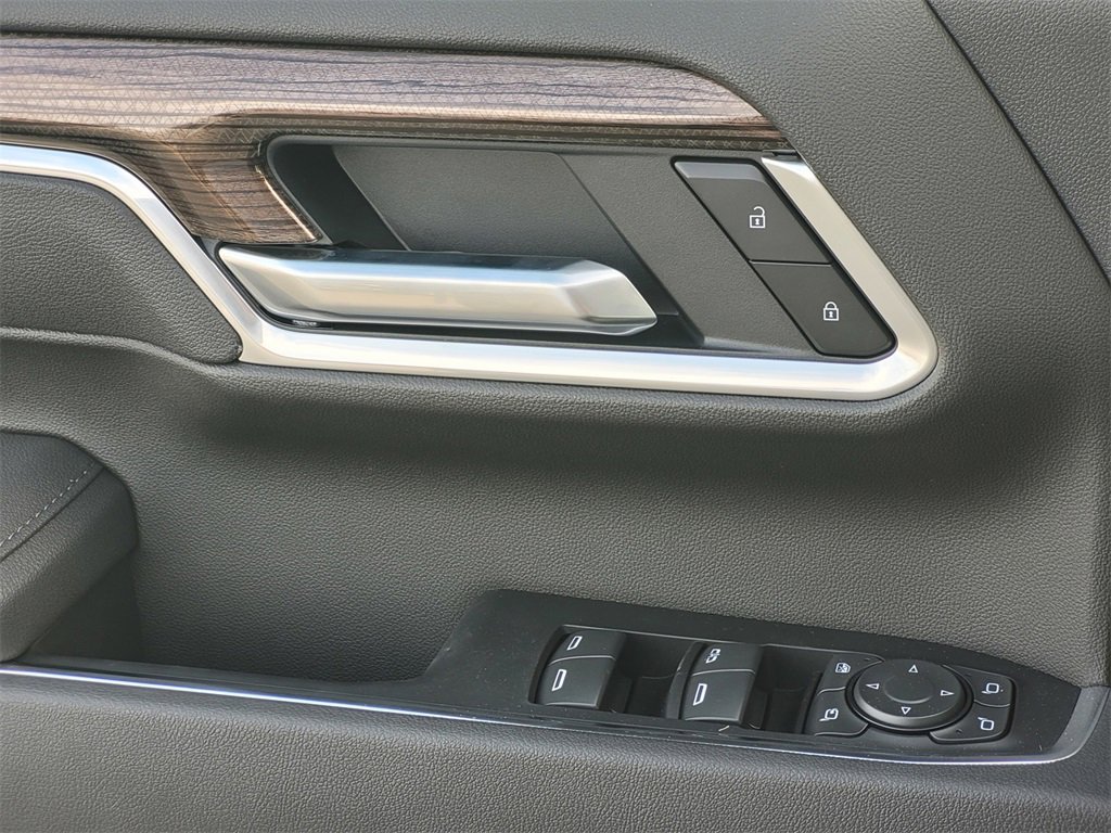 2025 Chevrolet Silverado 2500HD LT photo 23