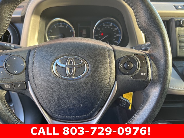 2016 Toyota RAV4 XLE photo 20