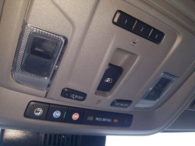 2025 Chevrolet Silverado 1500 RST photo 17