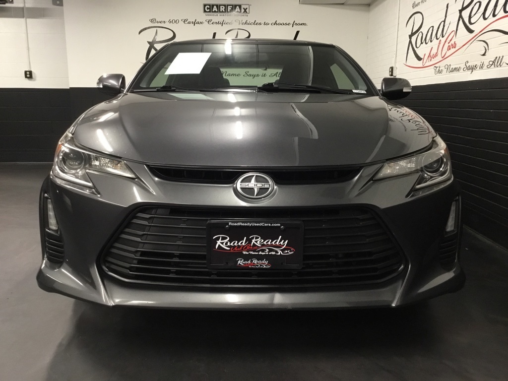 2015 Scion tC Base photo 4