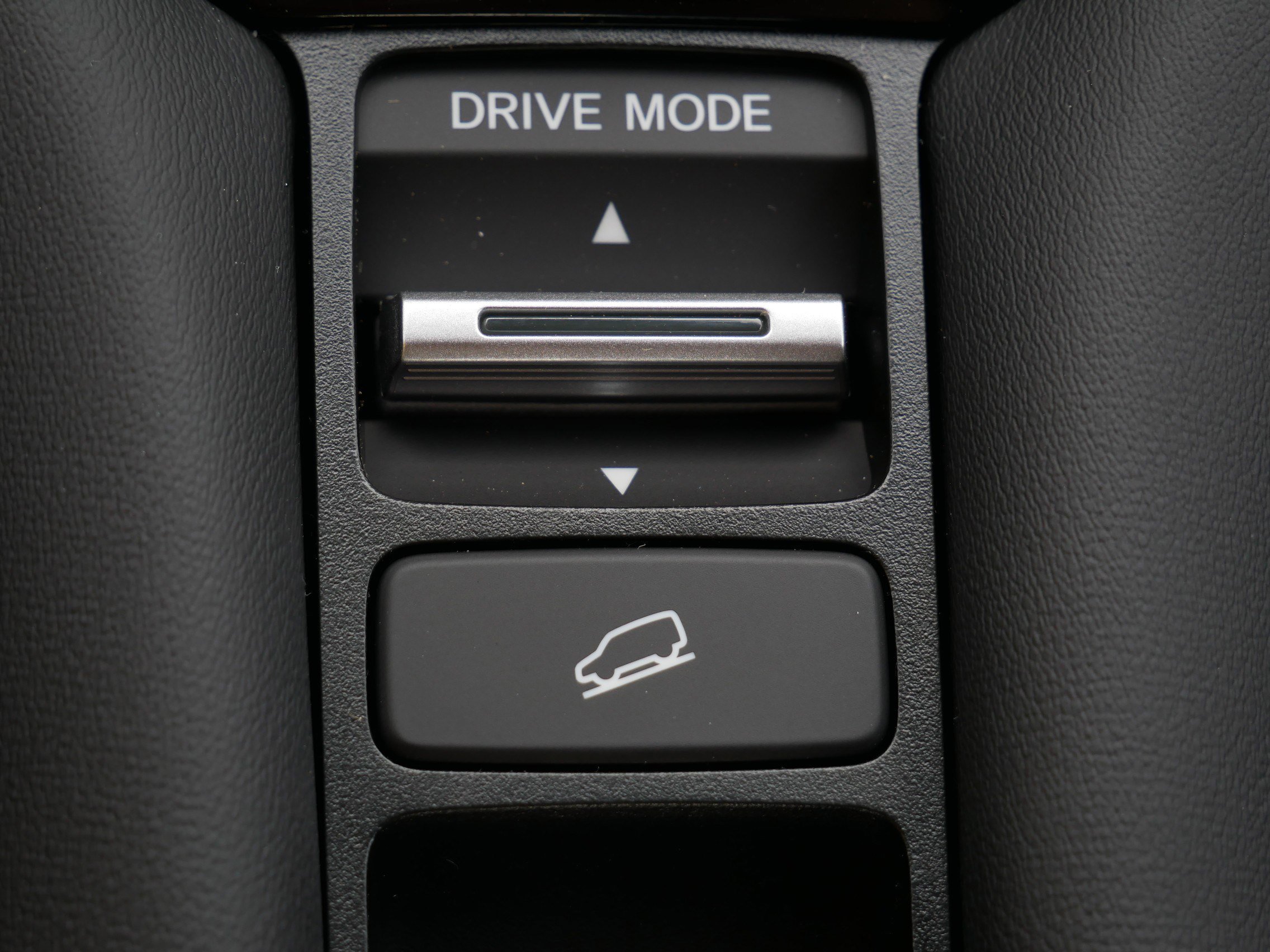 2026 Honda HR-V LX photo 24